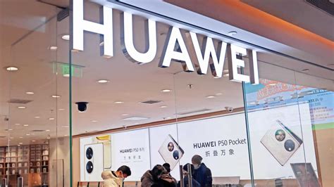 Reviving China's Smartphone Market: Huawei's Bring .